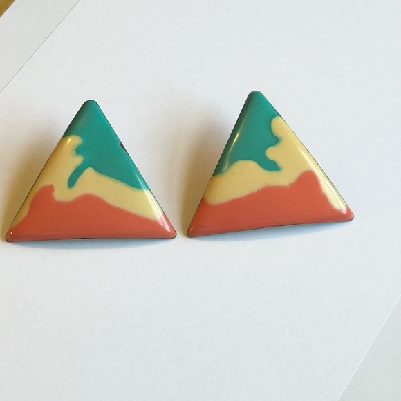 Vintage 80s Enamel Triangle Earrings Color Block Geometric Studs Bold Earrings - Picture 9 of 9